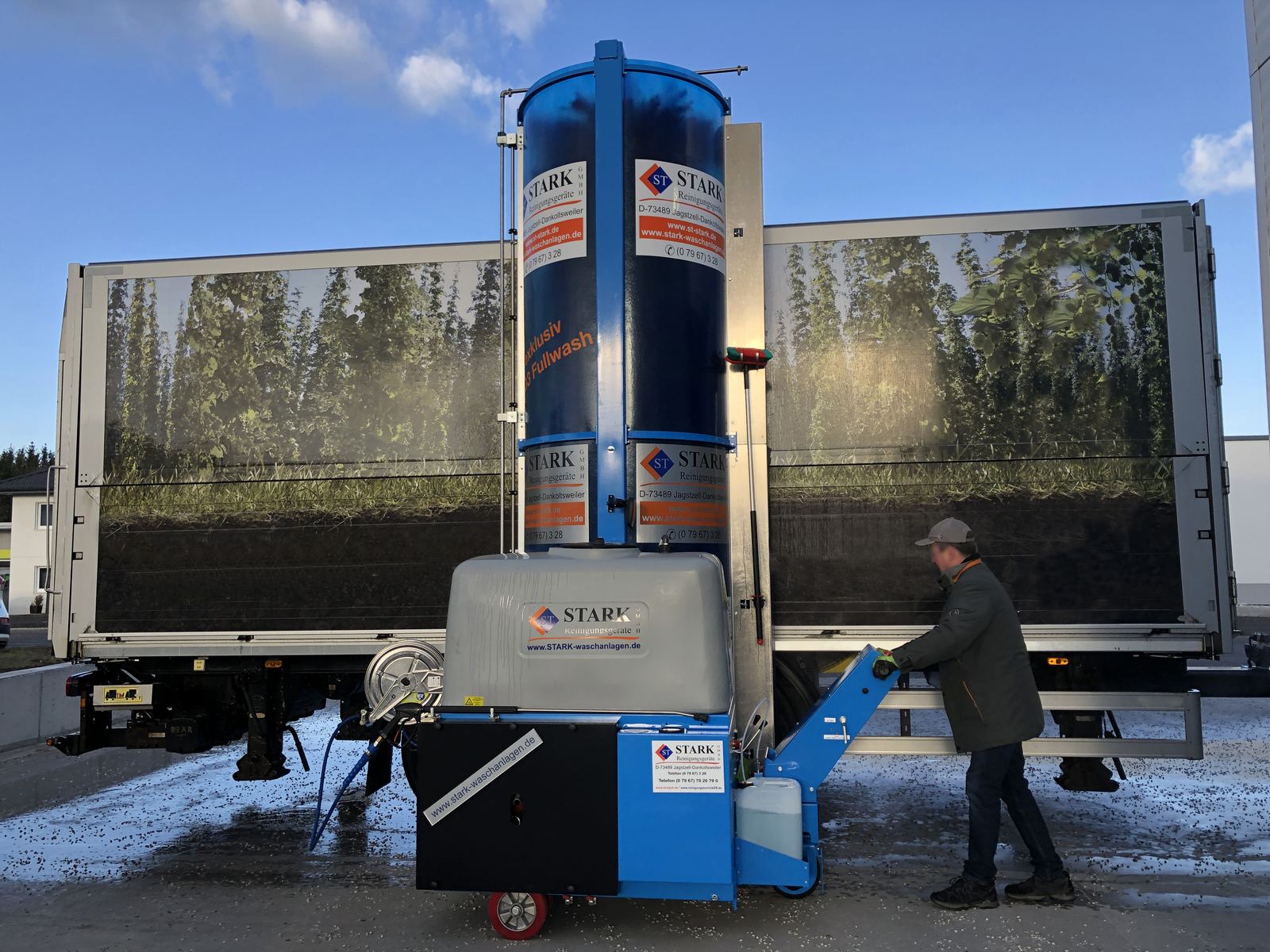 Mobile Waschanlage in Aktion