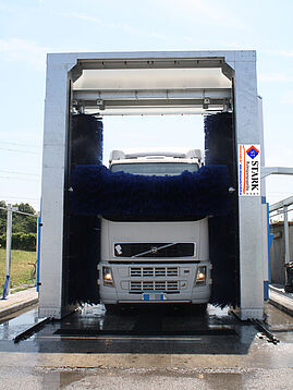 Stark Reinigungsgeräte GmbH - LKW Portalwaschanlage