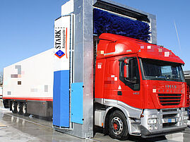 Stark Reinigungsgeräte GmbH - Stationäre Portal Bürsten LKW Waschanlage