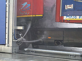 Stark Reinigungsgeräte GmbH - Portalwaschanlage Seitenhochdruckwäsche